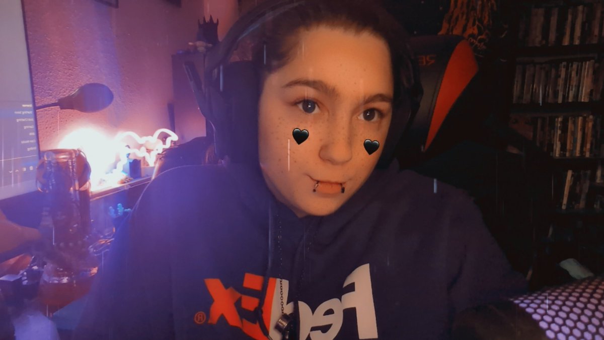 Luna checks out a new city tonight?! Come hang out ✨

twitch.tv/sallyredeye 

#420friendly #420community #twitchstreamer #twitchaffiliate #seasonsrp #prestigerp #gtarp