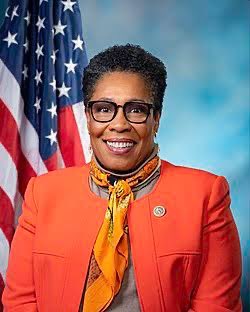 GaleJonesCarson's tweet image. Congratulations to Congresswoman Marcia Fudge for winning the National Urban League’s President’s Award.
“Those who fight for freedom cannot rest,” stated Rep. Fudge. “Those who fight for democracy cannot rest.”
@RepMarciaFudge
@NatUrbanLeague
#nulconference2025