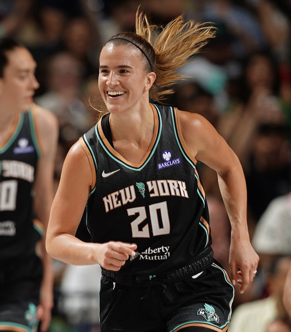 PolymarketHoops's tweet image. Sabrina Ionescu becomes the 2nd WNBA player ever to win multiple 3PT contests π―