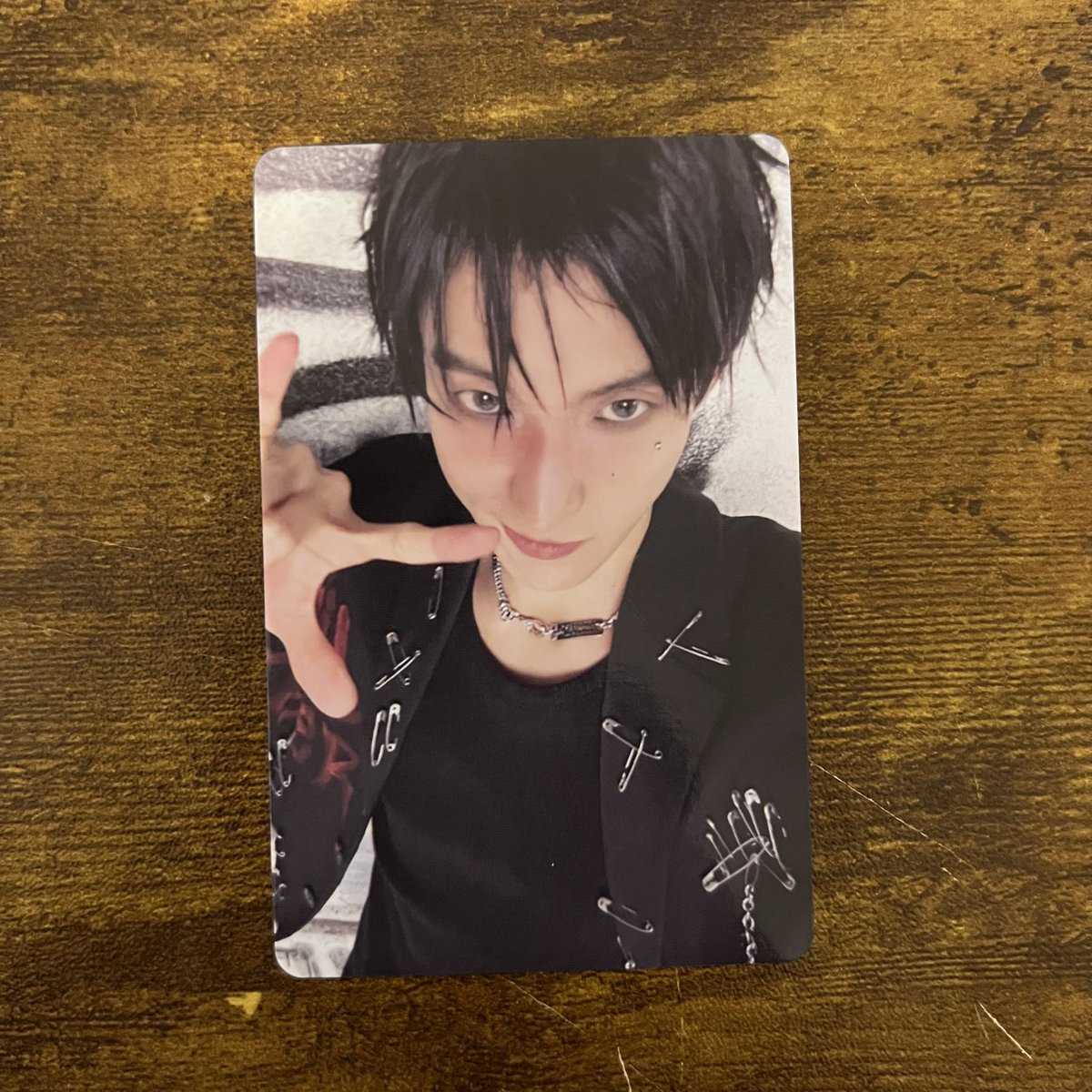 BlurryKpop's tweet photo. ❗️SEVENTEEN DK PC GIVEAWAY❗️

- Open worldwide
- 1 winner
- RT to enter
- *Will be sent in a stamped envelope*

Winner chosen July 21 @ 4pm est https://t.co/FhlhS4oUNl