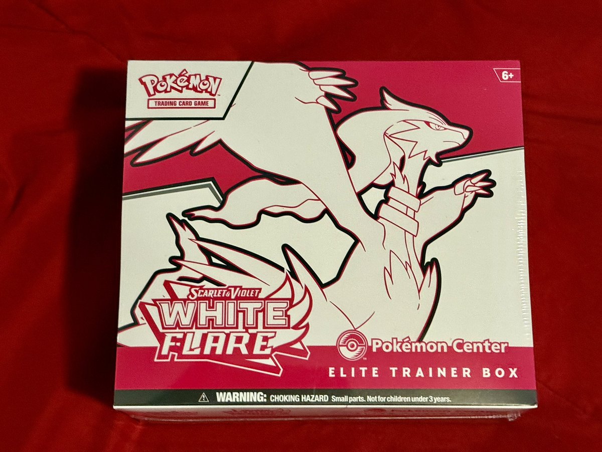 YoJaffe's tweet image. Anyone want these ETBs? Sold listings are weird for the pair. $200 shipped?