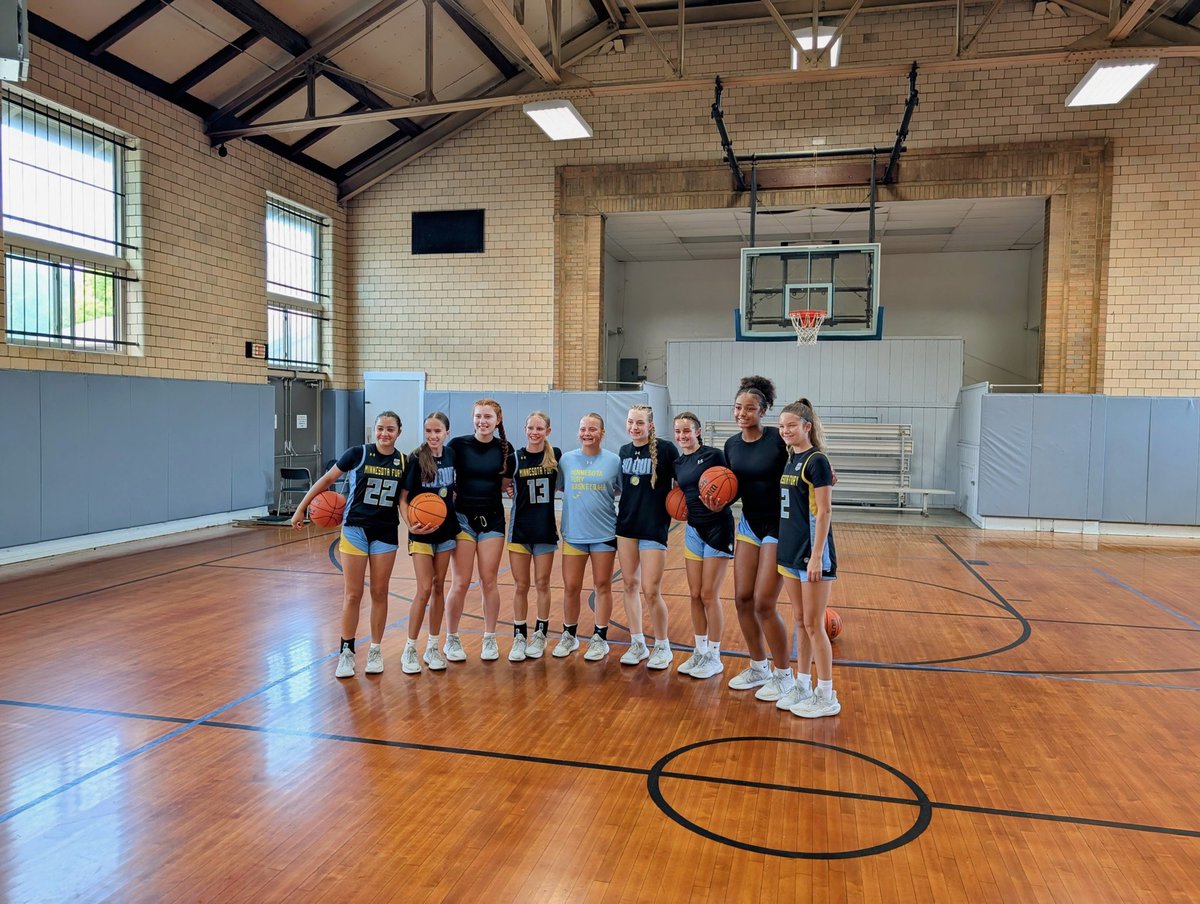 gPrep's tweet image. Minnesota Fury 2029 Yellow is playing up at the 15U Power 24 Select event in Cincinnati and is off to a dramatic start. The team secured their opening win in thrilling fashion, edging out their opponent 32-30 thanks to a buzzer-beating three-pointer from Macie Henrikson!
#Fury14U