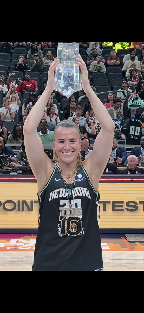WNBAComms's tweet image. Sabrina Ionescu is your Starry 3-Point Contest champion!
