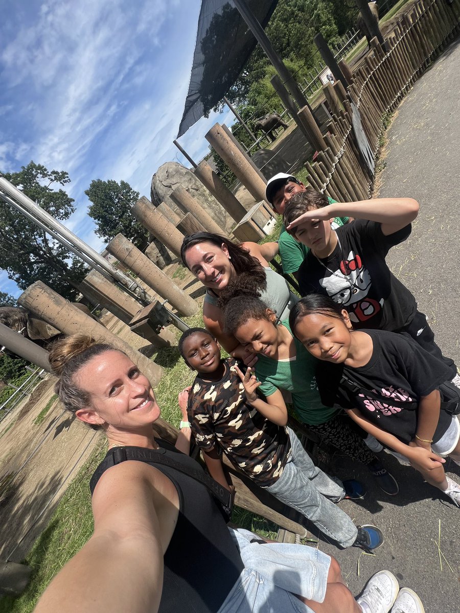 woodland_wps's tweet photo. The Clark University Summer Cubs program took a trip to the Rodger Williams Zoo yesterday, their 4th and final field trip to end their summer program. @LoraBarish and Ms. King got to stop by to spend time with their students! https://t.co/DpsxNK0KXi
