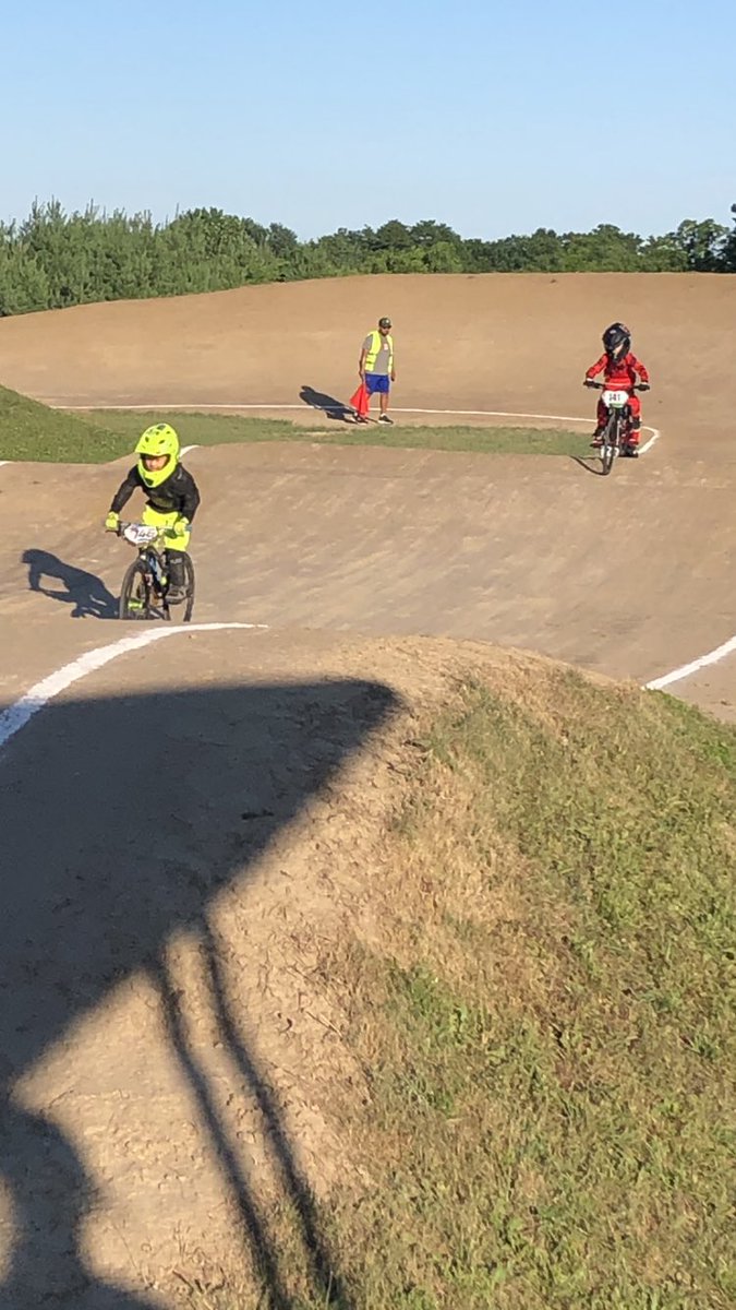 GaryJPatterson's tweet image. I’ve announced horse races, car races, boat races, dog races, hockey, baseball, football but tonight I announced BMX bike racing for the first time! Very faced paced and lots of fun…