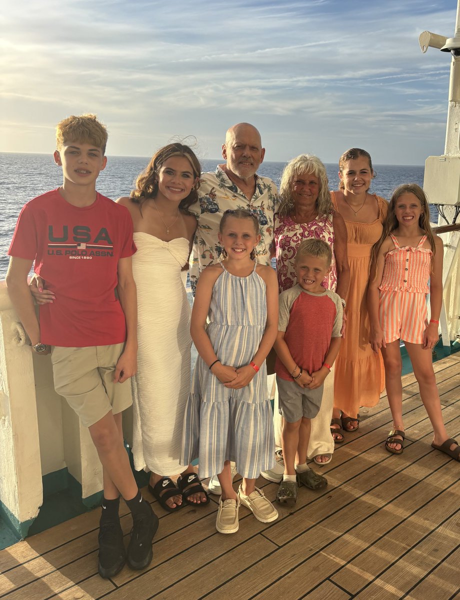 Had a GREAT time with all the Grandkids on this cruise! Weather was hot but beautiful and they all seemed to have a lot of fun in Mexico!