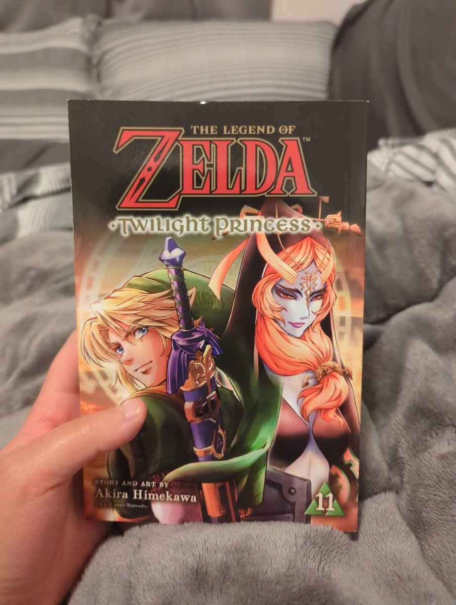 Fearlessdevil17's tweet image. I finally did it!! I&apos;ve completed my Zelda manga collection!!! 😍😍😍