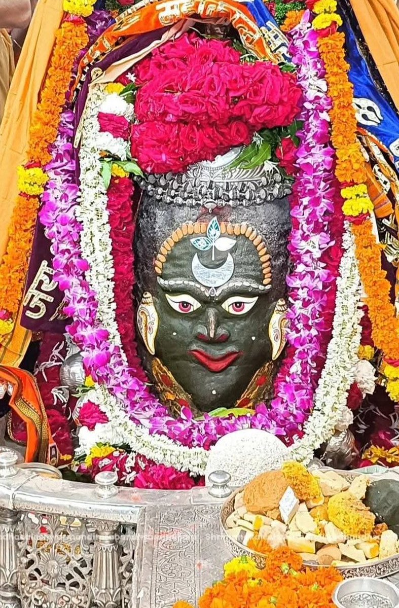 ChoudhryDhiraj's tweet image. 🙏🏻🌹जय श्री महाकालेश्वर ज़ी🌹🙏🏻 
🔱19-07-2025-प्रातः भस्म आरती दर्शन उज्जैन से🔱