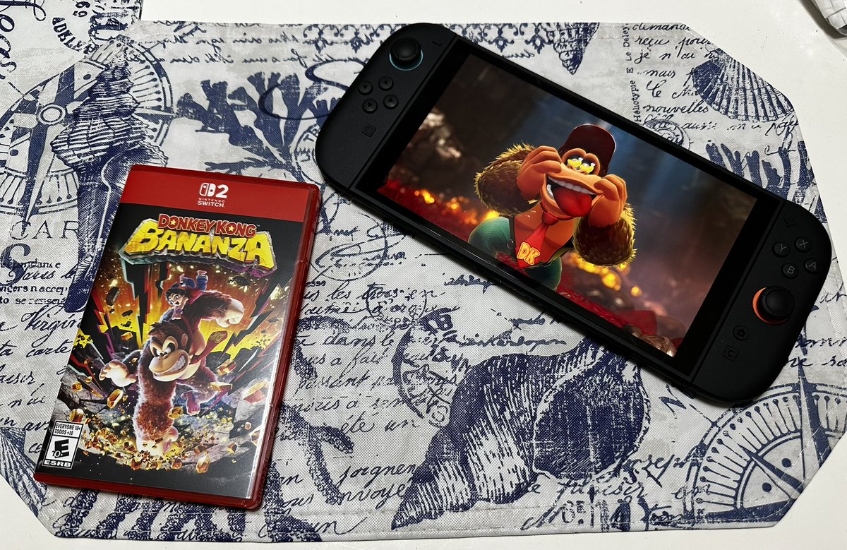 Gingervitus126's tweet image. Vaca mode + sleeping toddler = #DonkeyKongBananza time