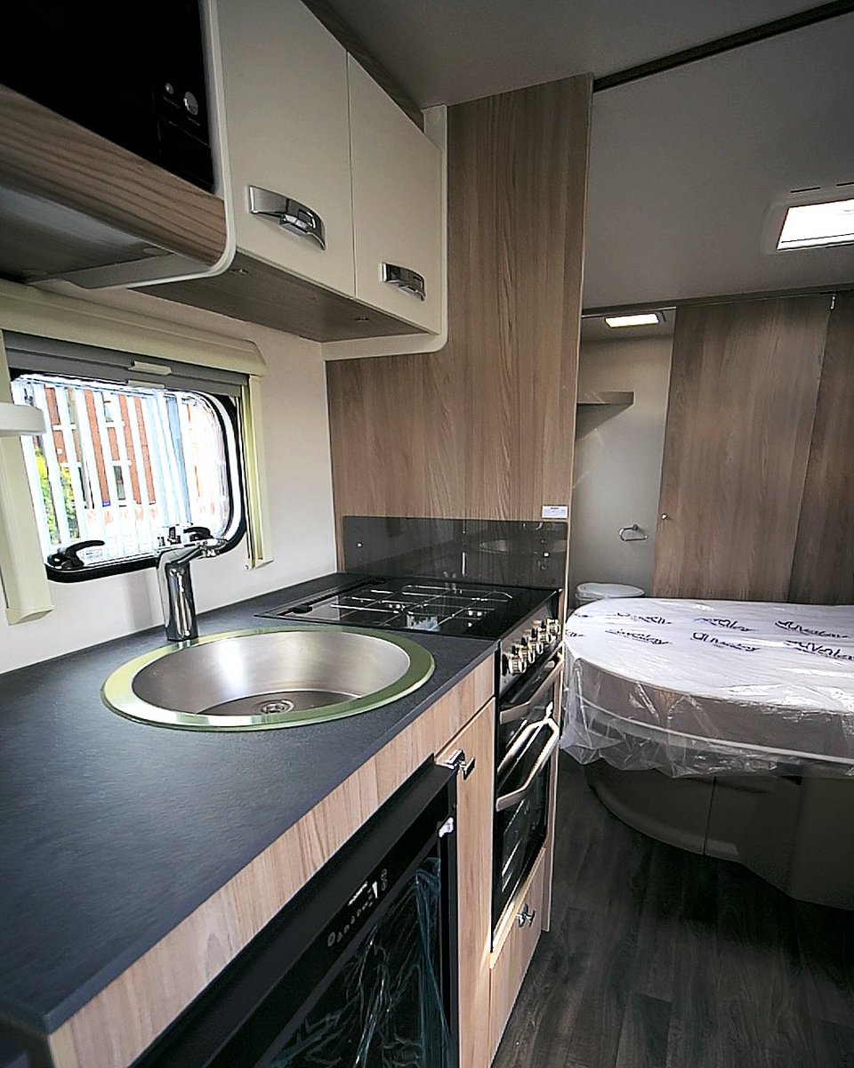 2023 Swift Sprite Grande Major 4 SB #Caravan.

Our Price £24,995
(RRP £26,895)
Save £1,900

Visit us in Chorley, Lancashire, to see this caravan for yourself.