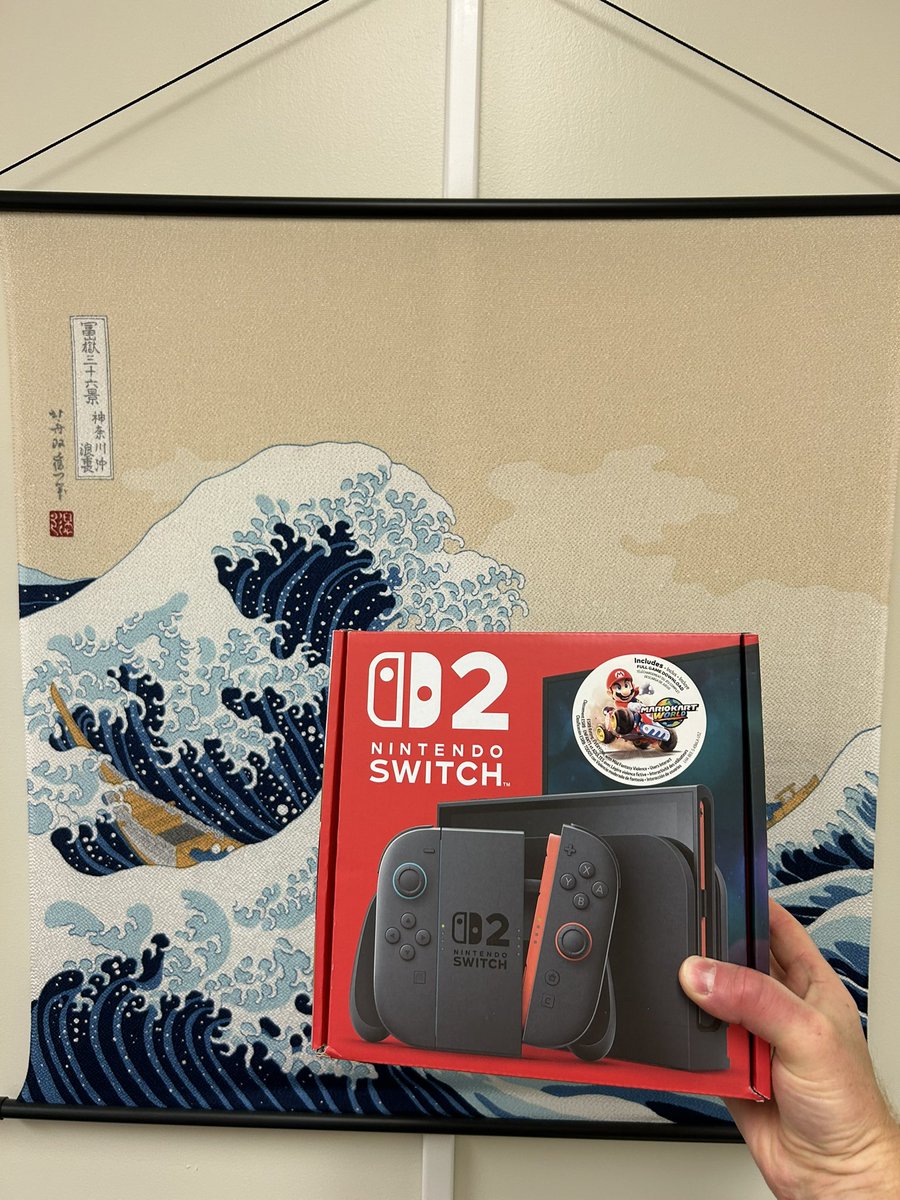 Look what finally made its way across the ocean 🌊 😎