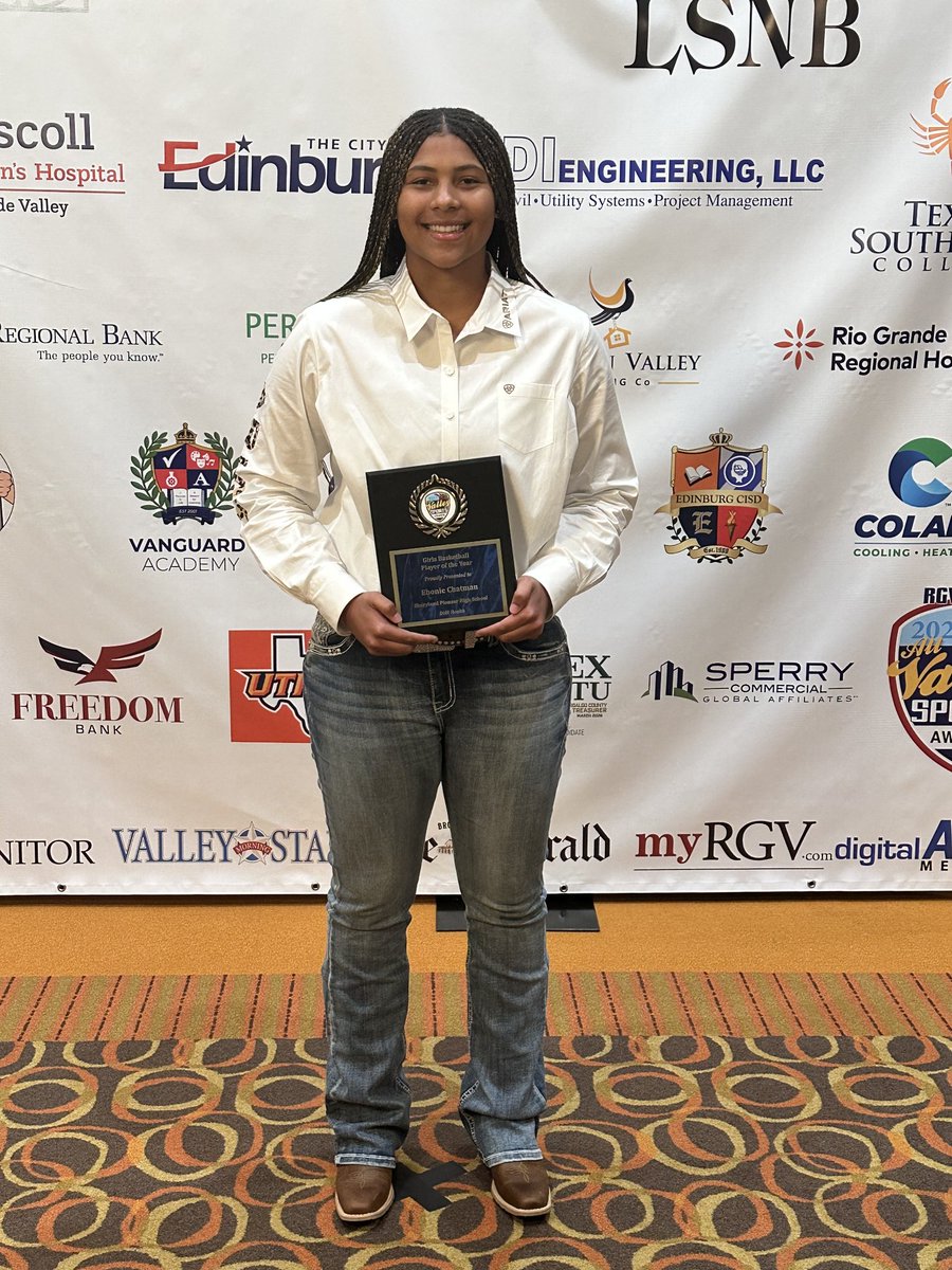sphsdbacknation's tweet photo. Congratulations to Sharyland Pioneer's 
Ebonie Chatman, All-Valley Girls Basketball Player of the Year! https://t.co/AzfMG7iDlU