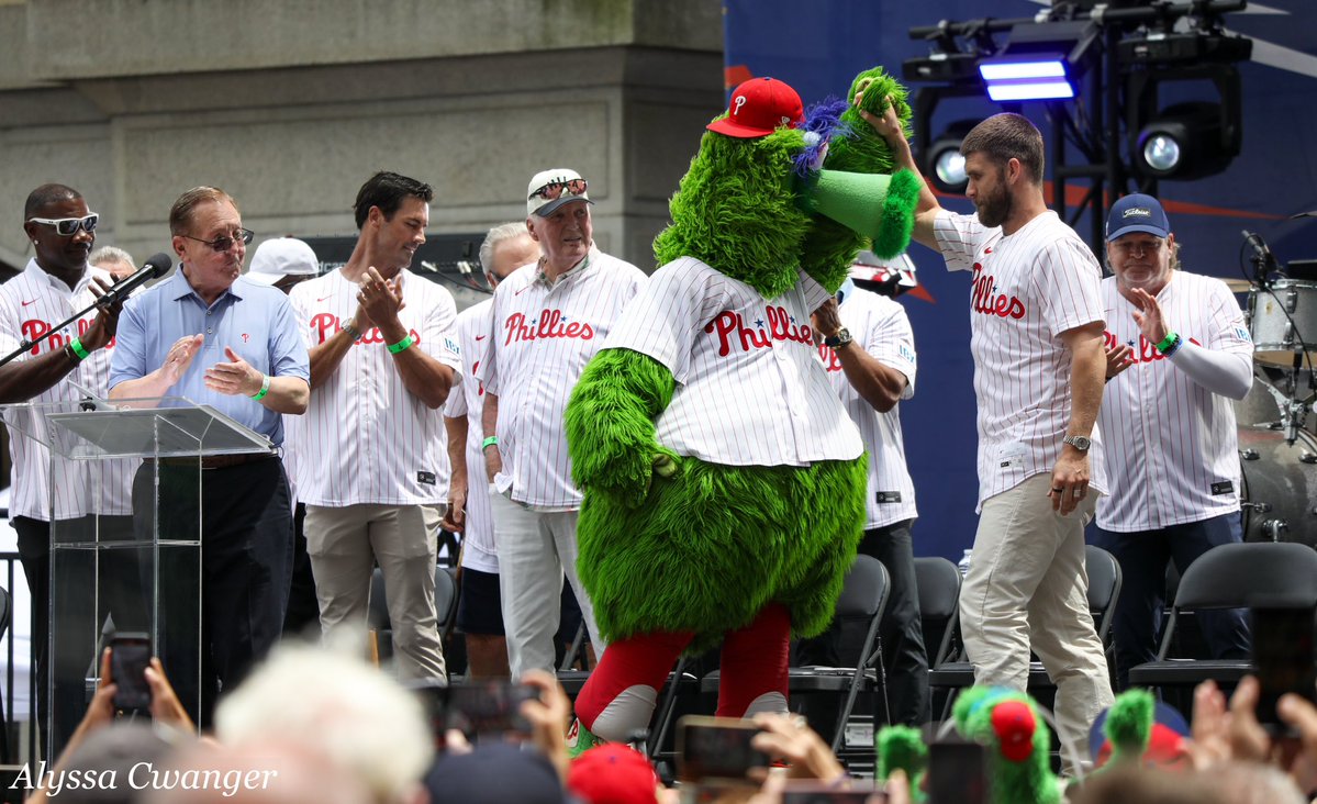 cwanger_alyssa's tweet image. A beautiful day in Philadelphia at today’s 2026 All-Star Declaration at Dilworth Park! @Phillies @PhilliesNation @6abcWeather @CecilyTynan @6abcadamjoseph @visitphilly @ccdphila @PaytonDomschke @PHLVisitorCntr @CanonUSA @PhiladelphiaGov @PhilliesBell @theroots
