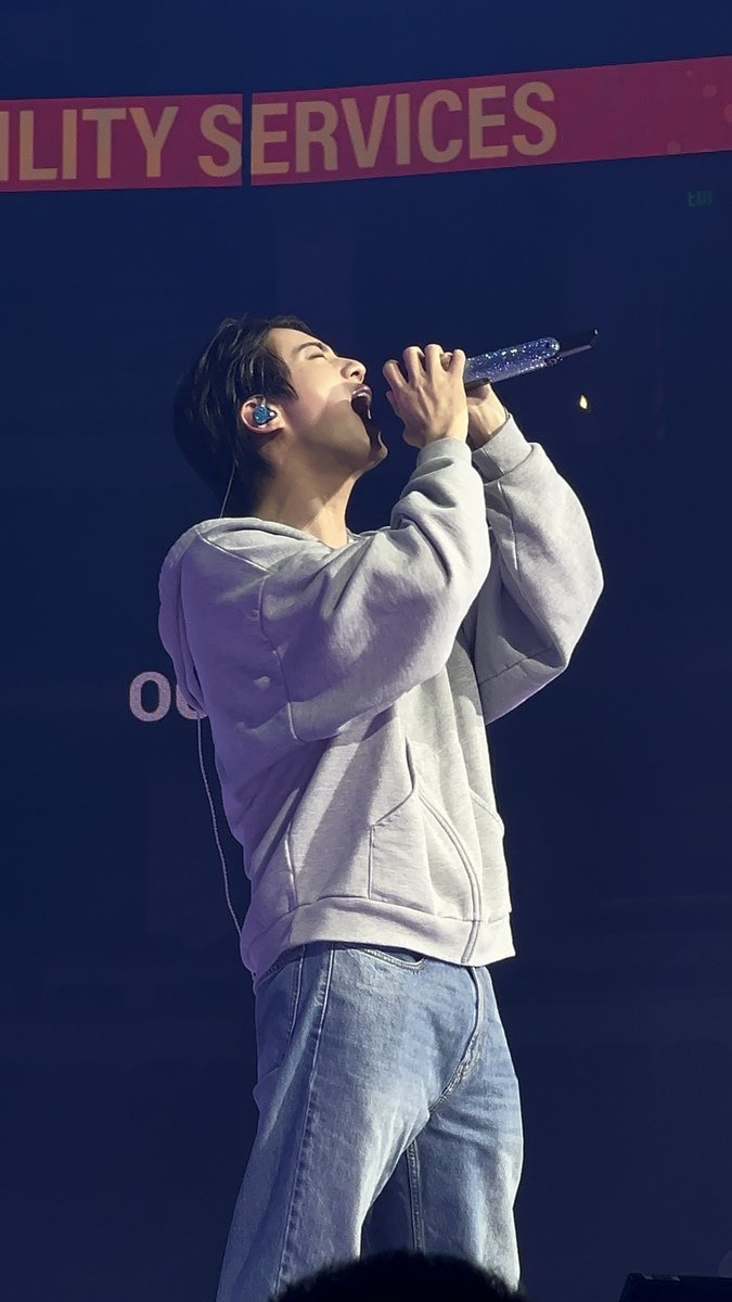 JA (@jinniesarchives) on Twitter photo 