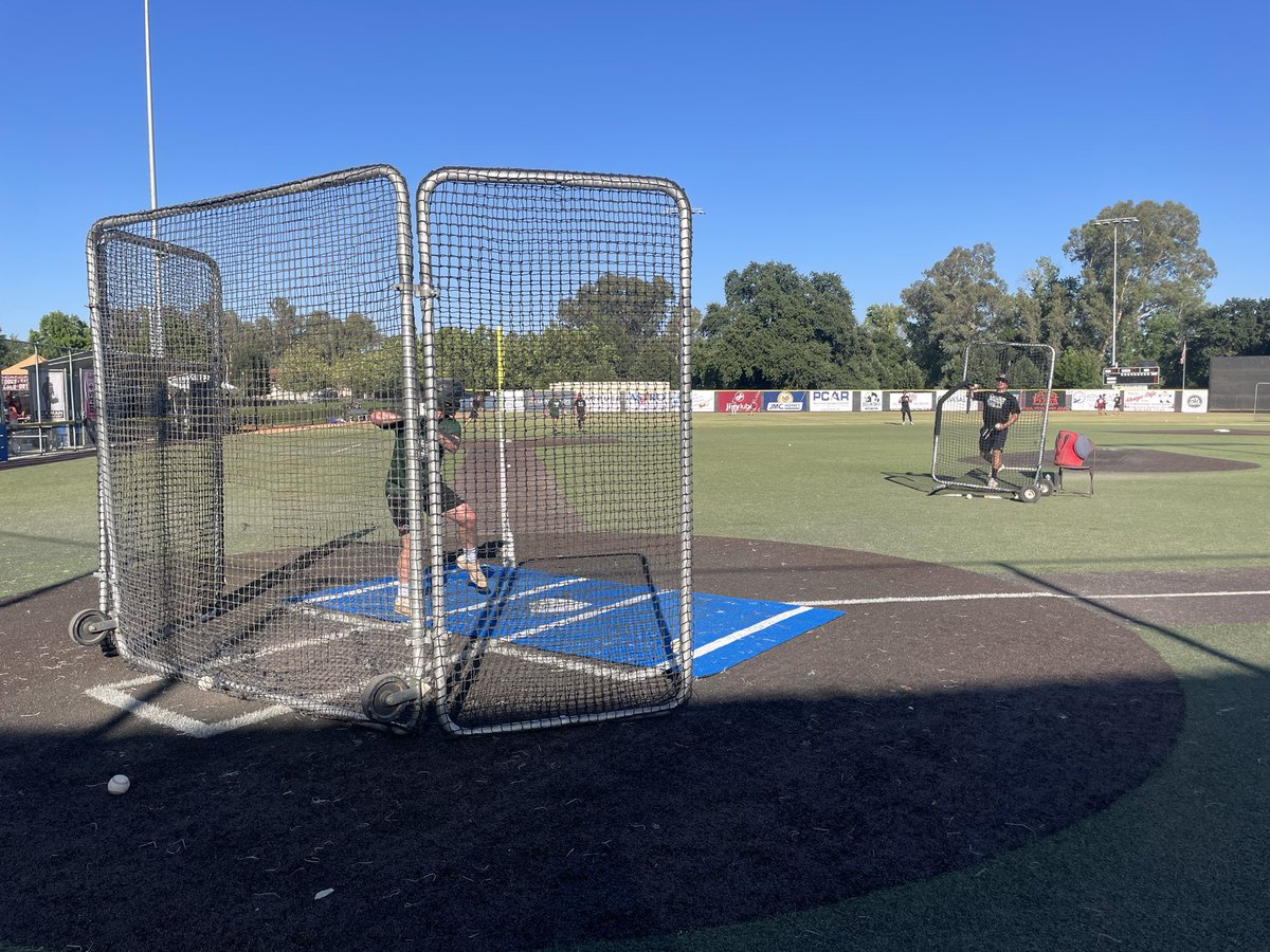 BryanWe94586914's tweet image. Happy Friday from Lincoln!! @MedfordRogues takes on the @lincolnpotters for the first game of the series. Catch the action on my YouTube channel: Bryan Welch!! @PacEmpireLeague @STAAtalent
m.youtube.com/@bryanwelch460…