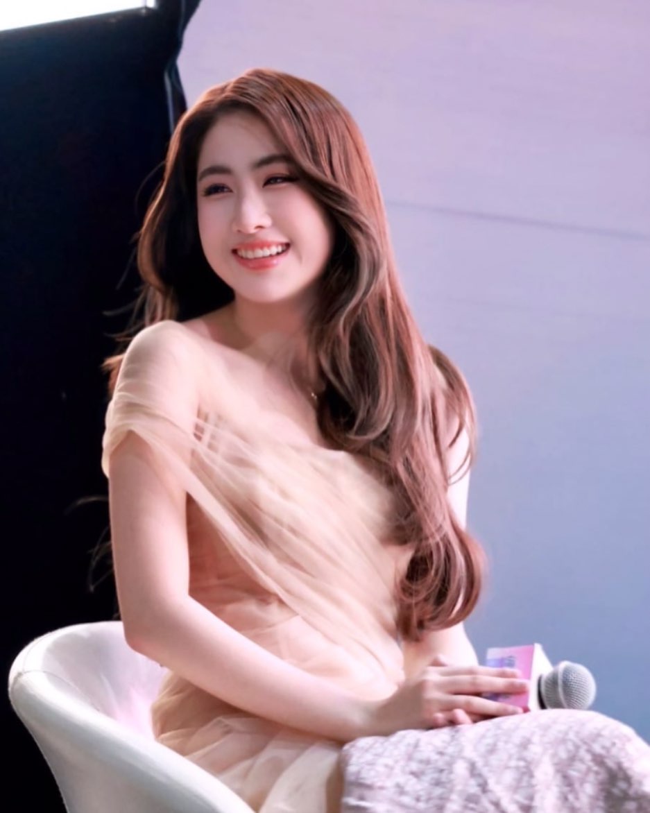 Yoko, 

You are the light that shines on the darkest days. Your pure and genuine heart and your kindness for everyone are a few reasons why we love you unconditionally and wholeheartedly. On this day, we celebrate you and wish you nothing but the absolute best for this year and