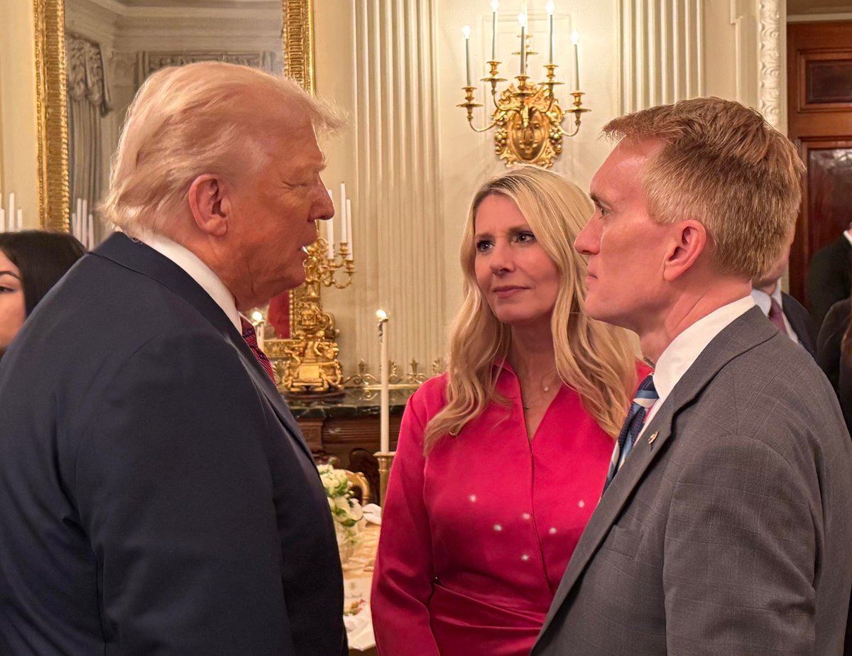 SenatorLankford's tweet image. We had a great night with @POTUS celebrating the passage of the One Big Beautiful Bill 🇺🇸