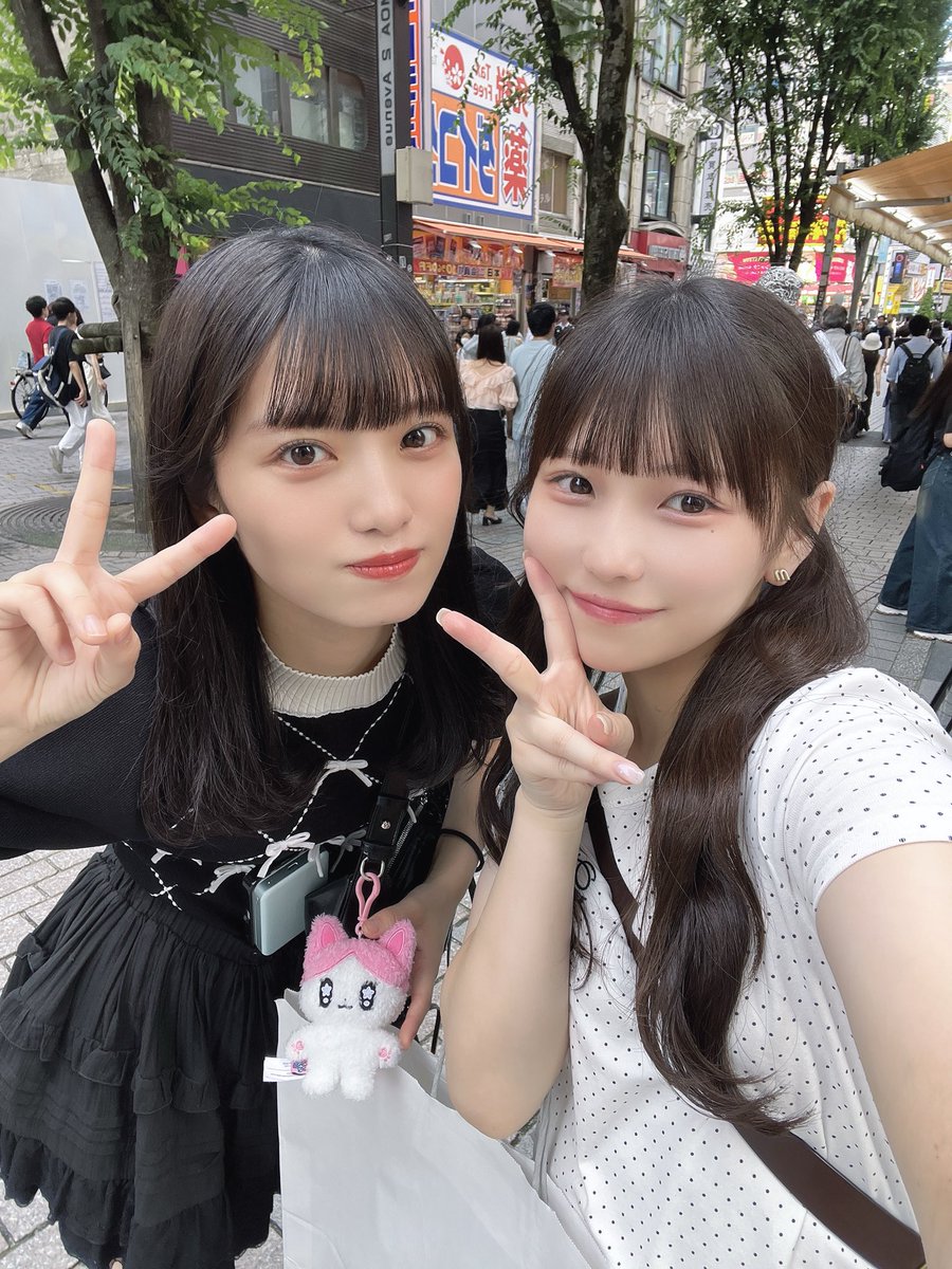 wanpocola's tweet image. ウチらカワイイ♫