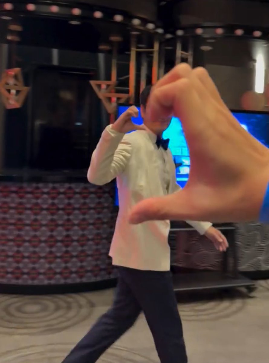 He’s 2 half hearts tall ♥️