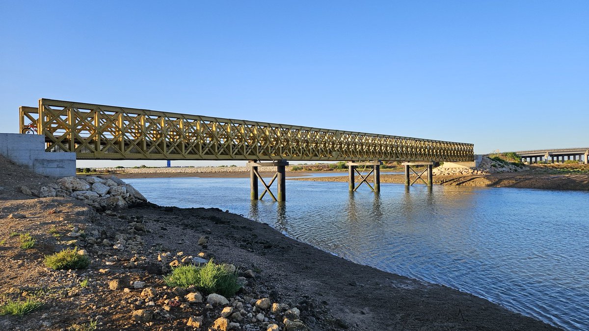 Amigo y compañero <a href="/johnygrey/">The General</a>. Este es el puente de San Alejandro en El Puerto de Santa Maria, ahora reubicado y convertido en pasarela cerca del Parque Natural de los toruños.