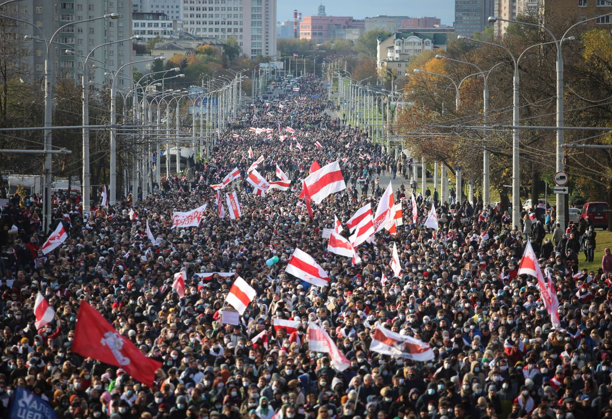 Tsihanouskaya's tweet image. Two visions for our country exist today.
One Belarus is held hostage by dictators.
The other lives in the hearts of millions who stood up in 2020 and voted for democratic change.
We are not Russia’s province.
We are a sovereign European nation of freedom-loving people.