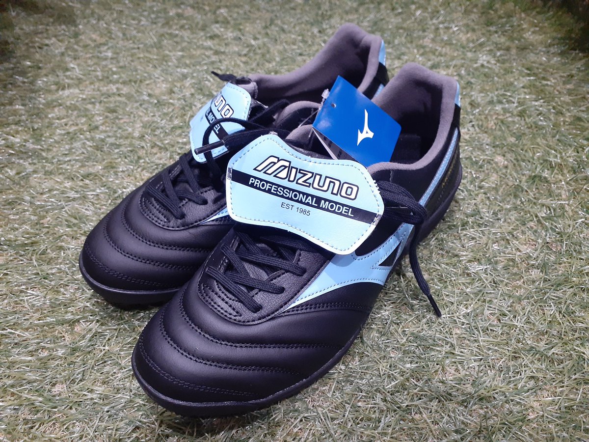 中村憲剛モデル買いました👍 クッションもきいてて早くこれ履いて