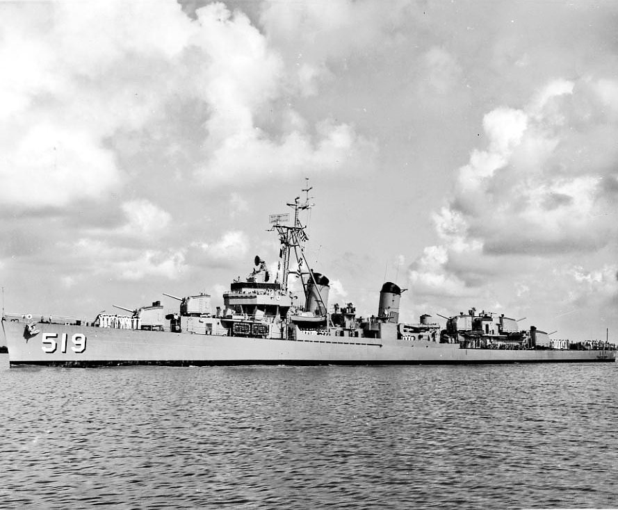 FlMichele69's tweet photo. Destroyers
#USSDaly DD519 (1943-1960)
Fletcher Class
📷 July 1952 #CooperRiver
@USNavy 🇺🇲 https://t.co/6B1vCdviVI