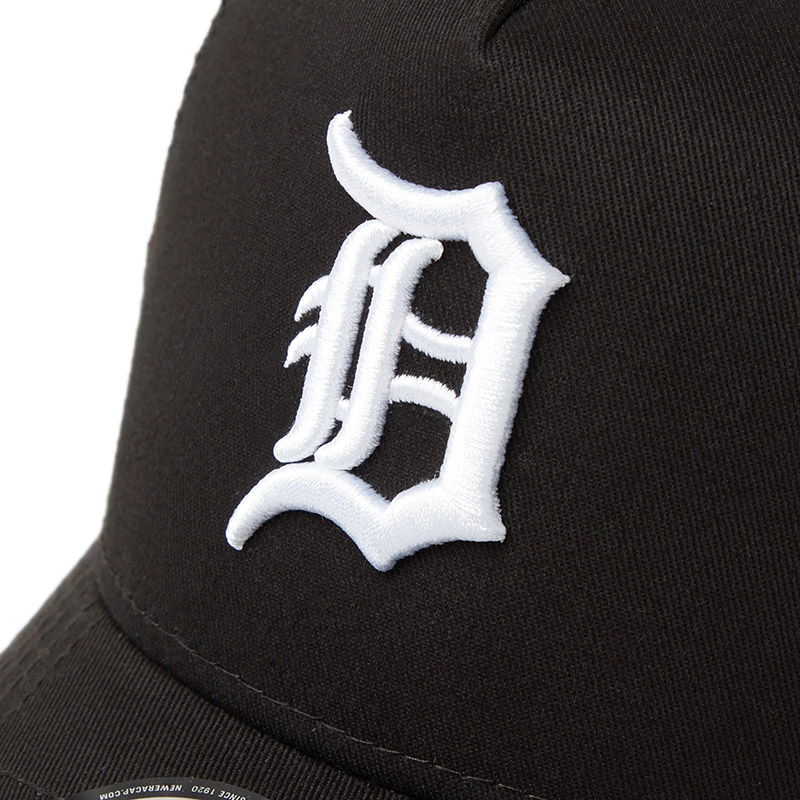 DISSIDENT_OSAKA's tweet image. ＼7月19日(土)入荷／

NEWERA（ニューエラ）“9FORTY A-Frame トラッカー MLB Side Patch”

dissident1.com/product-list?k…

ライトサイドにワールドシリーズやオールスターゲームのサイドパッチを配したコレクション。

9FORTYをベースに、フロント部分を1枚パネルにして上部をつまんだ独特のシルエット。