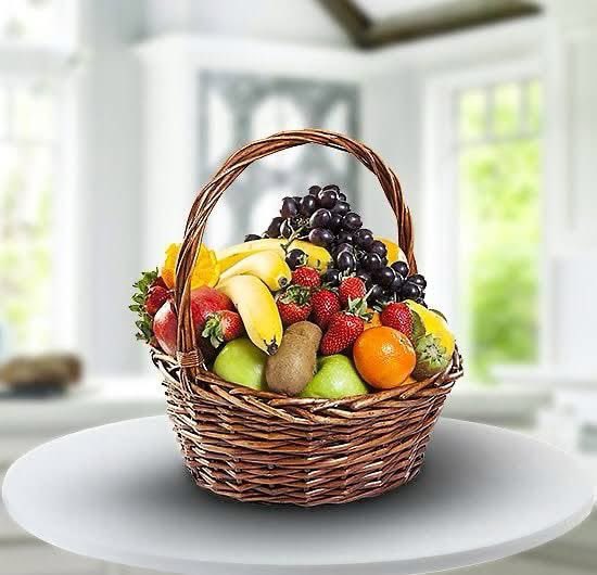 Bir torba dua,
*
Allah’a Güven;
*
Değişmez dersin. Allah bir an değiştirir.
Tersi düz eder.
Uzağı yakın eder,
Gideni geri getirir, Azalanı çoğaltır.
ALLAH ‘A Güven..