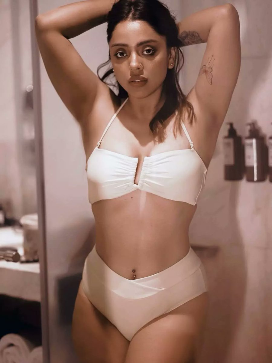 Kumar11619039's tweet image. Deviyani Sharma Skin Is Stardust And Storm
@sharma_deviyani #DeviyaniSharma