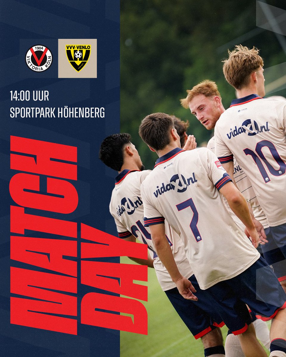 ***MATCHDAY***
Vanmiddag staat voor de 3e keer in de historie op het programma: de oefenwedstrijd #vikvvv.
De eerste editie in 2019 werd door VVV met 2-0 gewonnen dankzij twee goals van matchwinner Johnatan Opoku. In 2023 versloeg Viktoria Köln de geelzwarten in Swolgen met 1-0.
