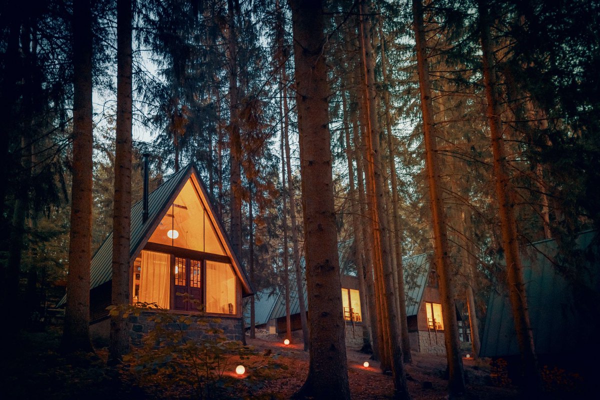 VisitCZ's tweet image. Glamping in Czechia
Luxury and often unconventional accommodation with sustainability in mind
visitczechia.com/en-us/news/202…