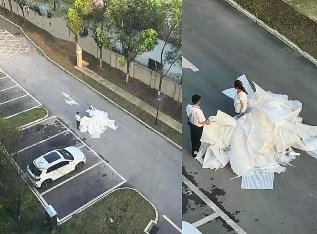 📸When I was upstairs, I shouted loudly to this newlywed couple, 'Happy wedding, forever in love.'.
⭕️Then downstairs, I heard 'We are the cleaning team.'.😂