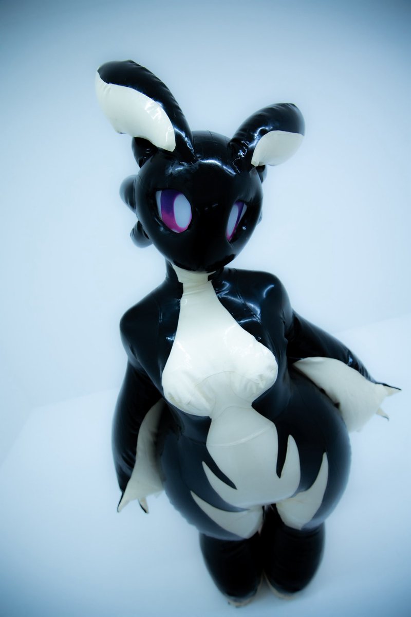 📷<a href="/Barrettbee09/">燕蜂。</a> #FursuitFriday