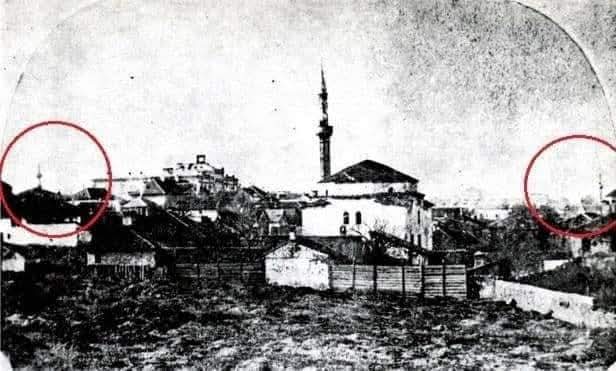 karatasgokhan_'s tweet image. Günümüz #Belgrad Terazi Meydanınin 1846'daki görünümü
Ortadaki Bayrambey Camii Sağda Zincirli Camii Soldaki Kızlarağası Camii
Günümüzde bu camilerin hicbirisi yok
#Sırbistan
#Beograd
#KayıpMedeniyet