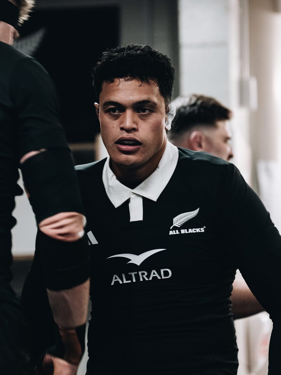 AllBlacks's tweet image. Late change to tonight’s team. Luke Jacobson is ruled out and Christian Lio-Willie moves onto the bench!
Ardie Savea moves to Number 8 and Du'Plessis Kirifi will start at openside flanker