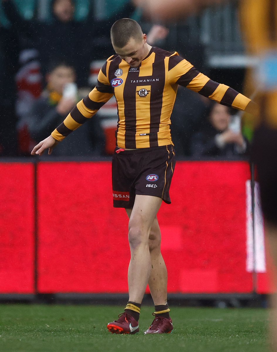 Jack Ginnivan has given Ken Hinkley a parting gift, and the Power coach enjoyed it. 

FULL STORY 👉 bit.ly/3IDGSqt