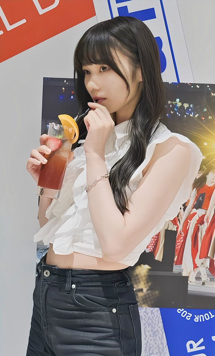 オナペとオナペのガチバトルイメプ❤️‍🔥お気に入りのメスぶつけ合って、どっちのメスが優秀かを決める戦い💞さぁ、リングに上がっておいで💞

男同士ムッチムチのチンポ見せつけ合っての扱き合うオス勝負でも可💞
#レズバトル #キャットファイト #イメプ #扱き合い