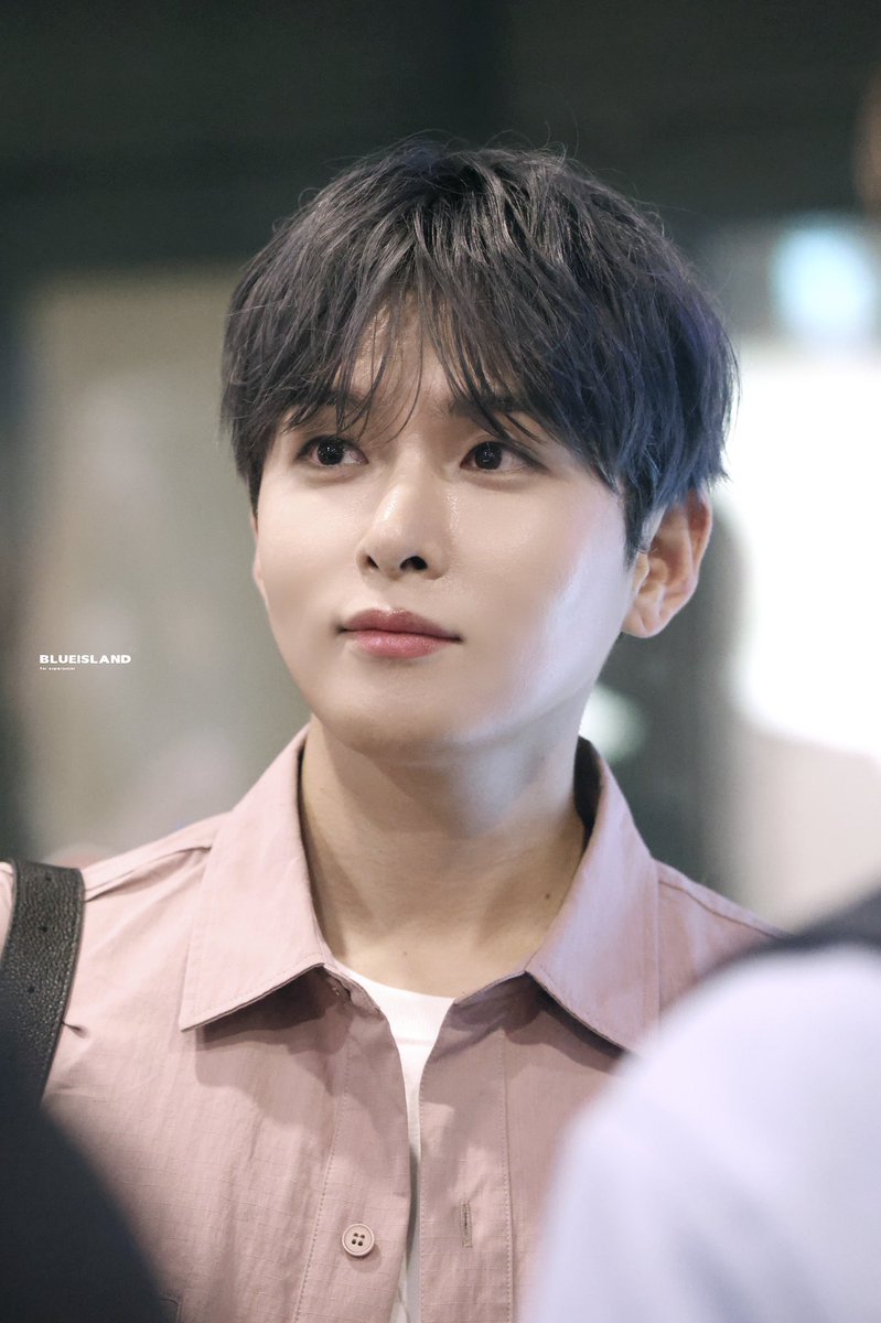 250719
ICN 출발

#려욱   
#김려욱
#슈퍼주니어 
#RYEOWOOK 
#SUPERJUNIOR
#SuperJunior25 #ExpressMode #SUPERJUNIOR_ExpressMode