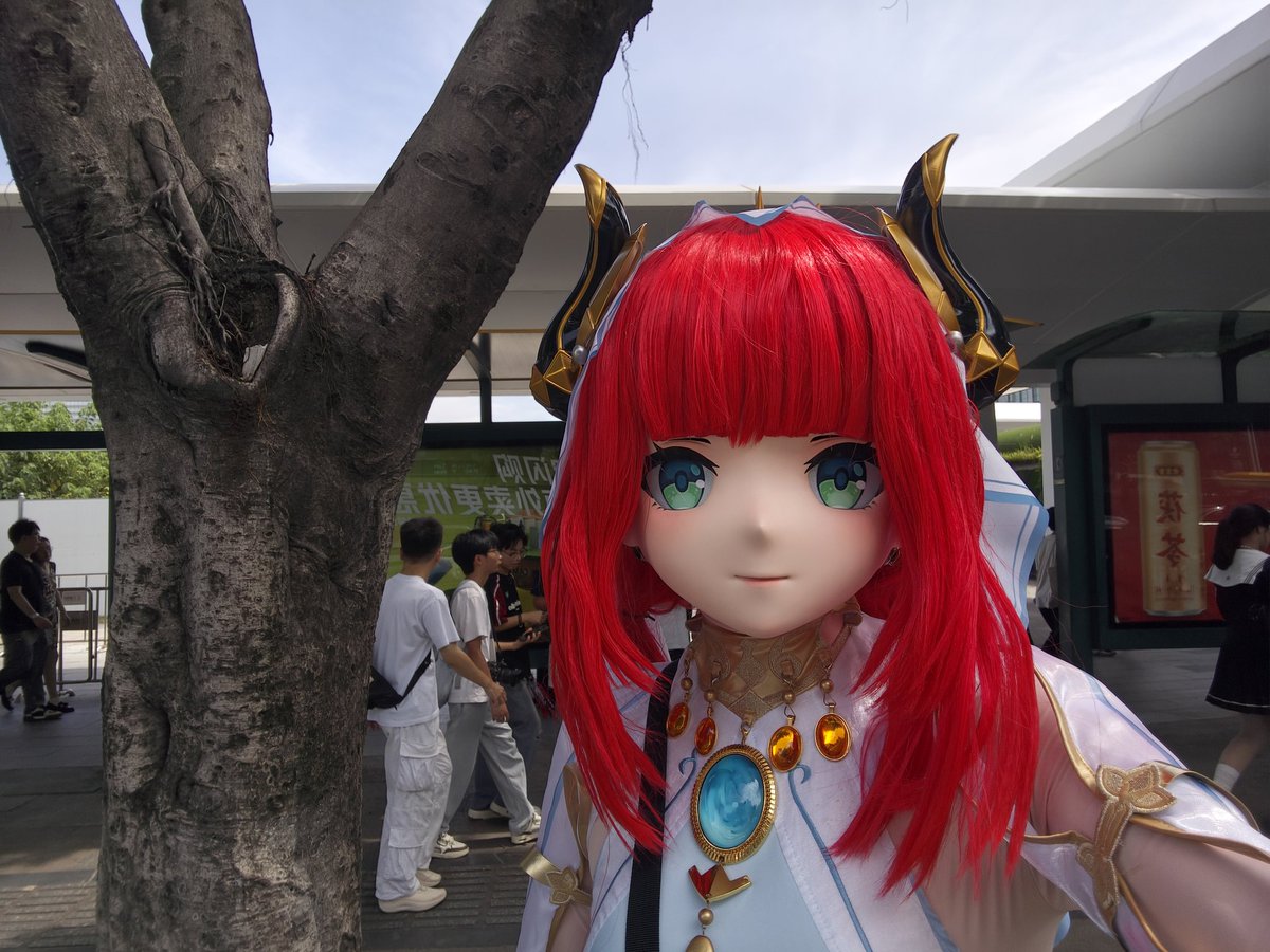 daniel39410874's tweet image. 逛着逛着萤火虫结果掉装备了（悲）
#kigurumi