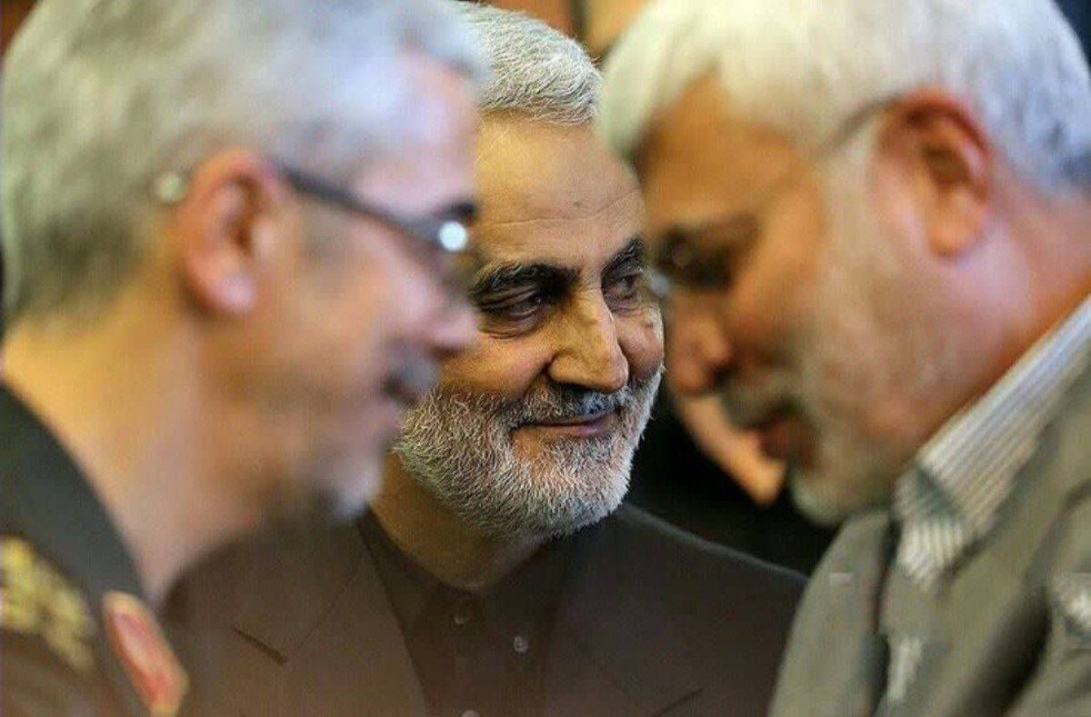 dokhtar_mahtab1's tweet image. بلند شو سردار
بلند شو پهلوون
بلند شو قربون قد و بالات
پاشو ببین اونایی که تو عراق و شام، روز شهادتت میرقصیدن امروز چجوری رعشه به وجودشون افتاده از آتیشی که معلوم نیس چند روز دیگه برسه به دامن خودشون...
داغت سرد نمیشه سردار