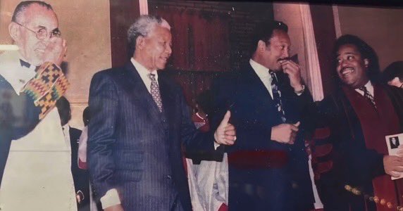 TheRevAl's tweet image. Happy Heavenly 107th Birthday to Madiba via Nelson Mandela.
One of the greatest honors of my life was meeting Madiba on several occasions, and having the privilege of speaking with him. He was truly one of the greatest minds, and one of the greatest men of the 21st century.…