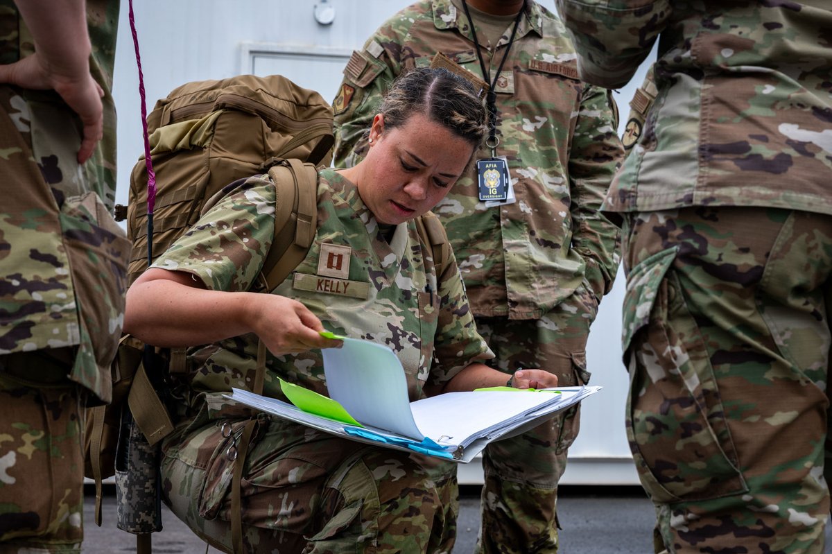 PACAF's tweet image. Just what the doctor ordered! 🩺
Members from Joint Base Elmendorf-Richardson, Alaska, conducted medical field training during Resolute Force Pacific at Anderson Air Force Base. Showcasing our ability to execute Agile Combat Employment concepts in austere locations! #REFORPAC