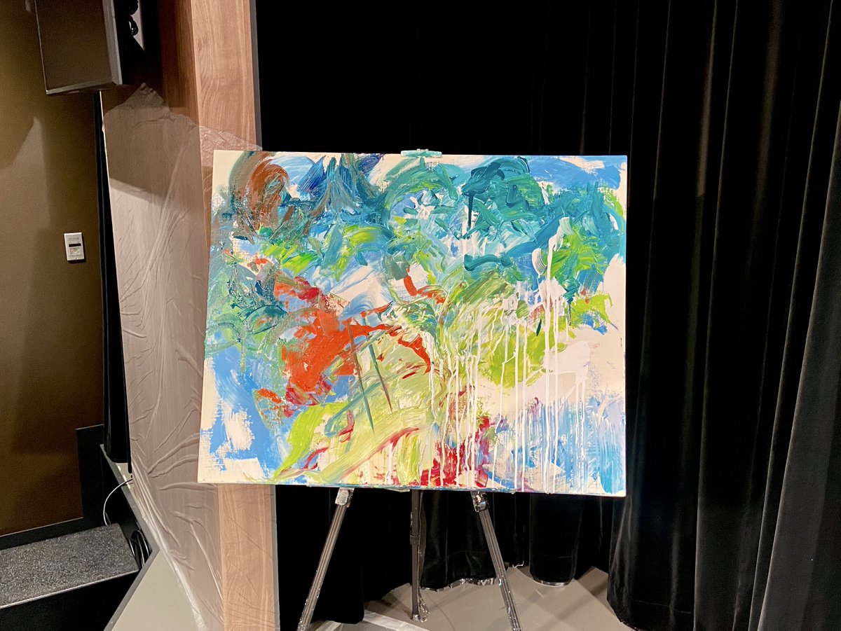 素敵なご縁があり、昨日こちらの公演内でライブペイントをさせていただきました！
作品はコントの転換時に進める形で、スピード感のある新たな形のライブペイントに挑戦できて楽しかったです🔥
最高の公演でした…！🫶
プラン9の皆さま、エルフのお2方、
スタッフの皆様本当にありがとうございました✨