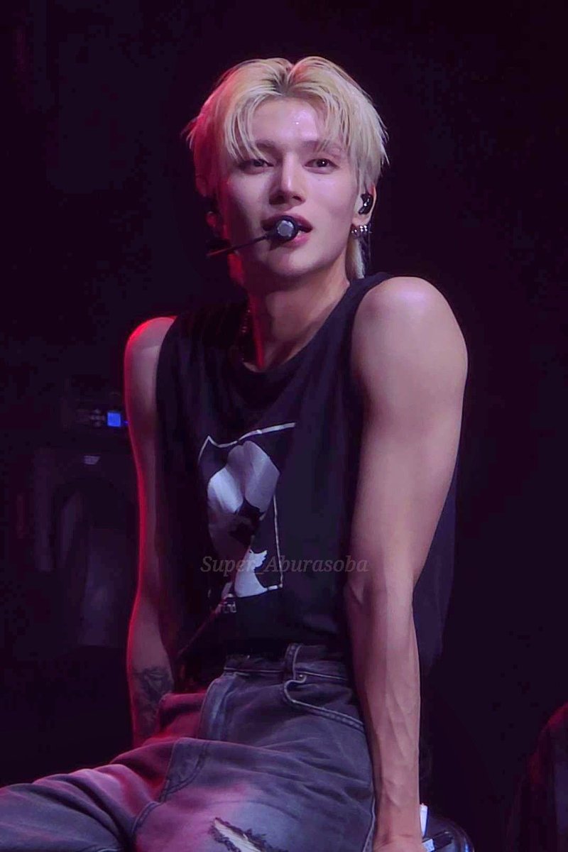 melodicwoo's tweet photo. i miss my wife https://t.co/kJAMkW0koL
