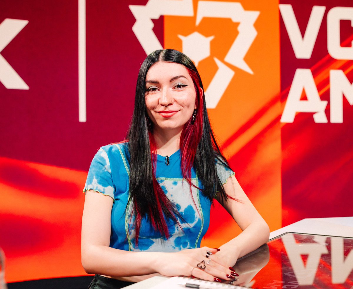 being on the desk today was a legit dream.. I had such great guidance from mimi &amp; GB I can’t thank them enough and I am looking forward to the rest of the week 🥹❤️