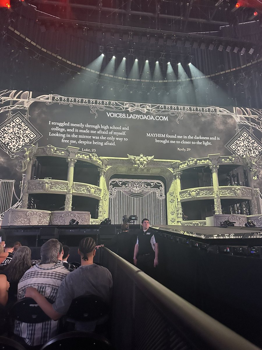 GagasKING's tweet image. WE ARE HERE MAYHEM BALL DAY TWO LAS VEGAS
I AM LIVE AT Instagram: @/anthonyvillafan