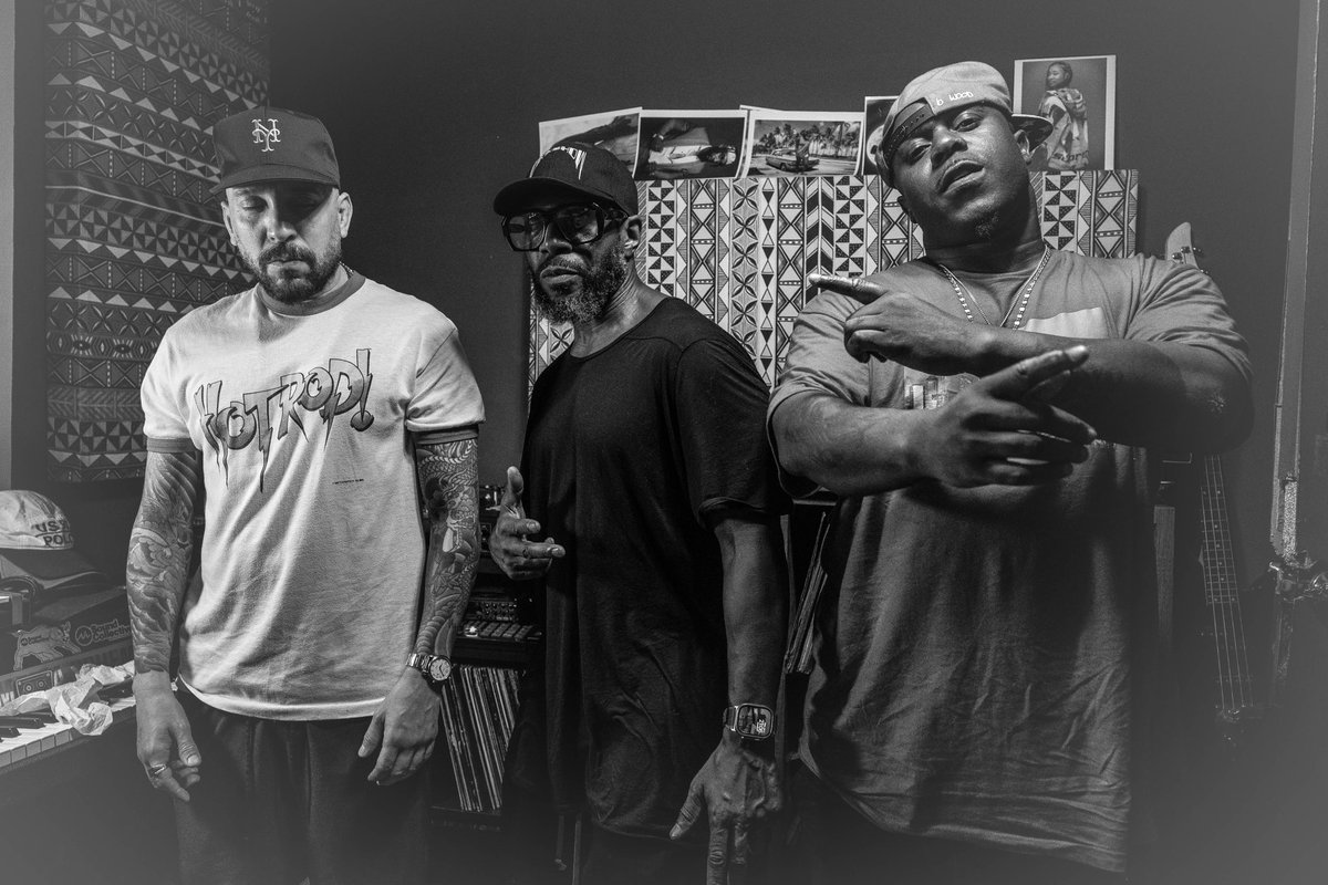 Salute to my Partners-in-Rhyme Anthony Cruz aka A-Butta &amp; Mr. Voodoo aka Agu | Peace to <a href="/RealCharlemagne/">Charlemagne</a> ✌🏽 | 📸 by <a href="/proberok/">probe rok</a> <a href="/mediascheme/">Media Scheme</a> | #FwdMotion #AsWeProceed #TimelessNEss #NaturalElements #StayTuNEd #NE4LIFE 🎤🎤🎤🎧🎧🎧🎶🎶🎶🔥🔥🔥🚀🚀🚀 Zoom!!!!!!!!!!!!!!!!!!!!!!!!!