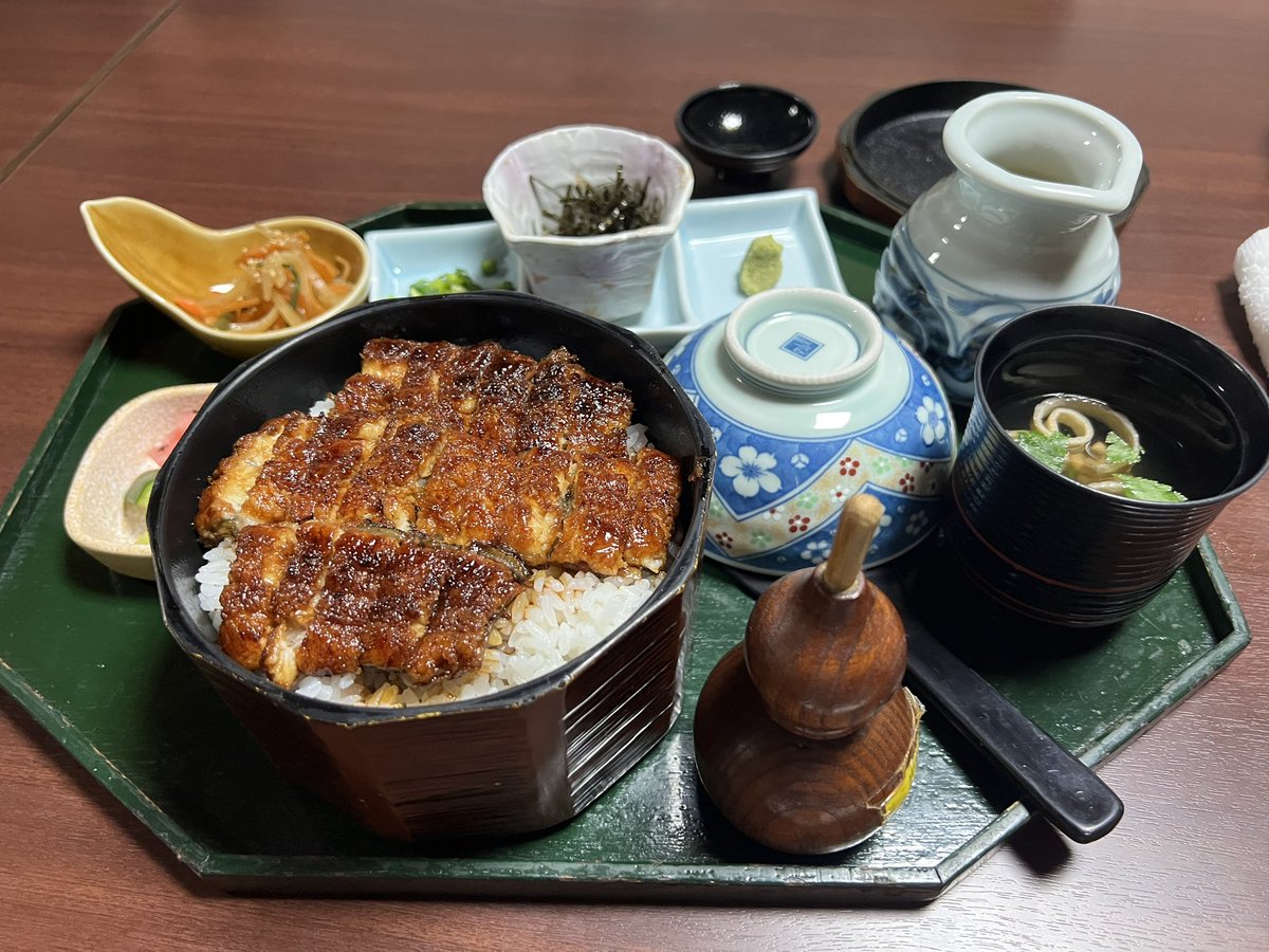 zeimu_nagoya's tweet image. 無事合流できました。
いただきまーす😋