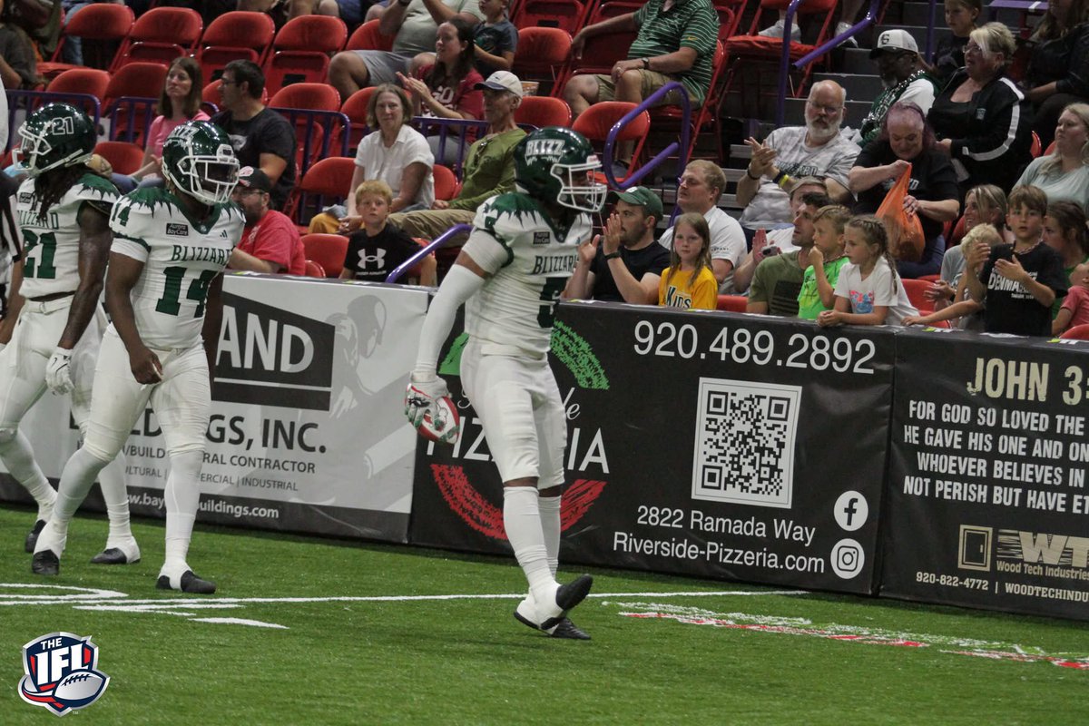 Q4 📸🥶

<a href="/gbblizzard/">Green Bay Blizzard</a> 56-27 <a href="/mass_pirates/">Massachusetts Pirates</a> 

#TheIndoorWar #IFL